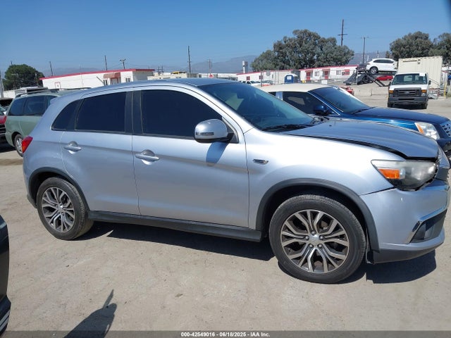 Mitsubishi Outlander 2.0 Es