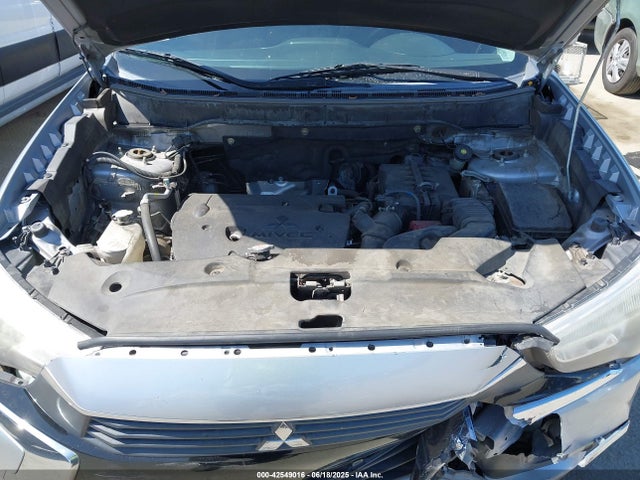 Mitsubishi Outlander 2.0 Es
