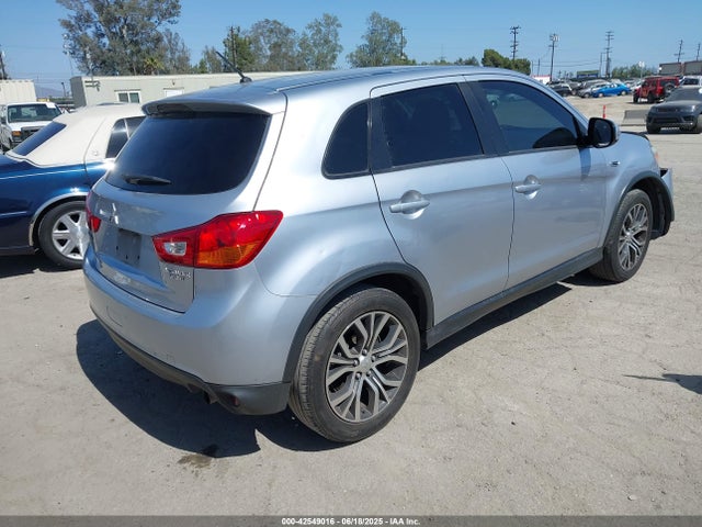 Mitsubishi Outlander 2.0 Es