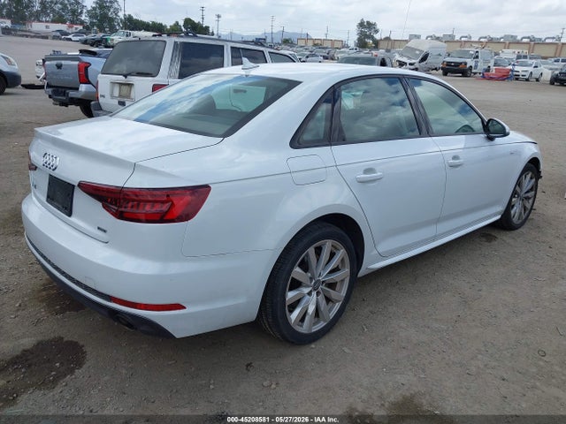 Audi A4 2.0t Ultra Premium