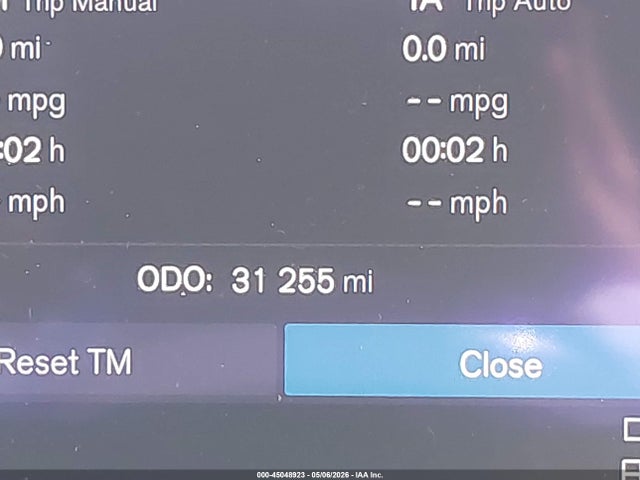 Volvo S60 Recharge Plug-in Hybrid T8 Plus Dark Theme