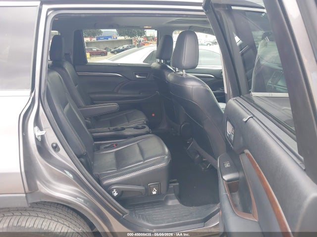 Toyota Highlander Limited V6