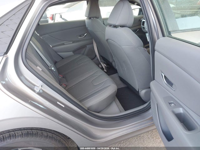 Hyundai ELANTRA Sel Sport