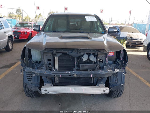 Toyota Tacoma Prerunner V6