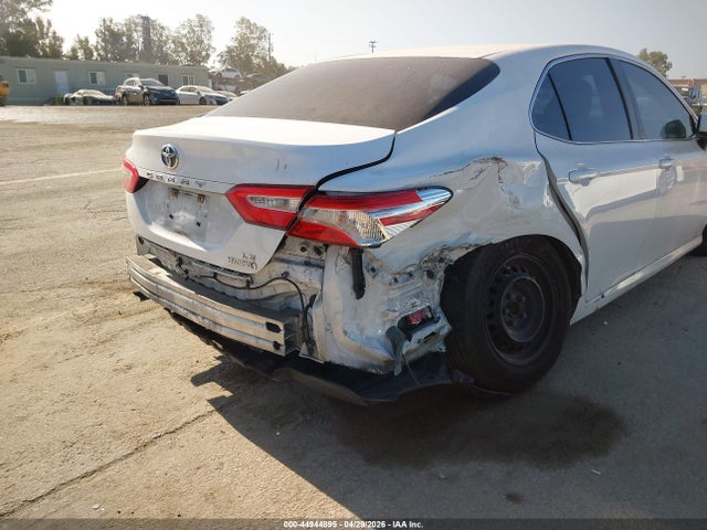 Toyota Camry Le