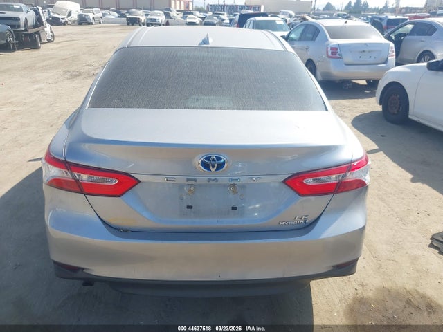 Toyota Camry Le Hybrid