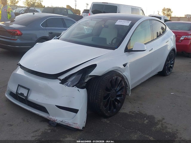 Tesla Model Y Performance Dual Motor All-wheel Drive