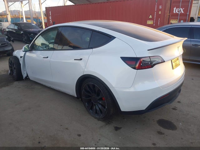 Tesla Model Y Performance Dual Motor All-wheel Drive
