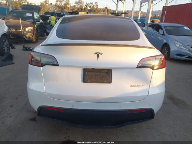 Tesla Model Y Performance Dual Motor All-wheel Drive