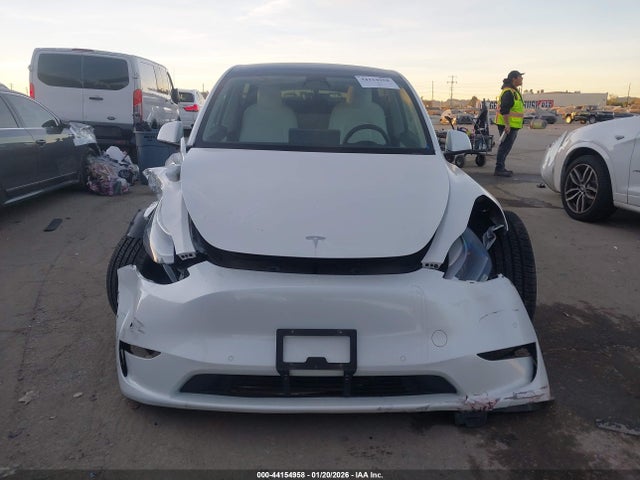 Tesla Model Y Performance Dual Motor All-wheel Drive