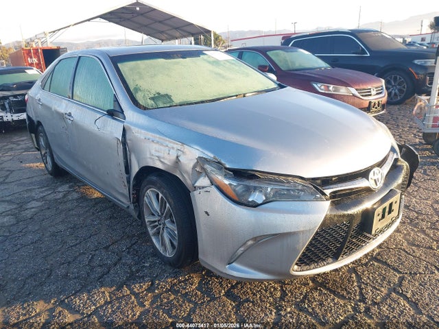 Salvage Toyota Camry Image