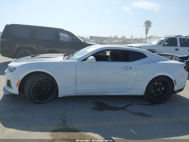 Chevrolet Camaro Rwd  Zl1