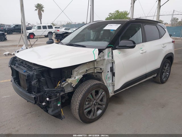 Kia Seltos S