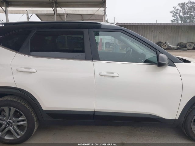 Kia Seltos S