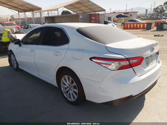 Toyota Camry Le