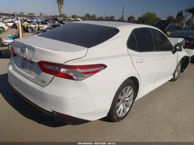 Toyota Camry Le