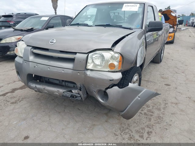Nissan Frontier Xe