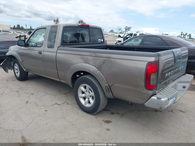 Nissan Frontier Xe