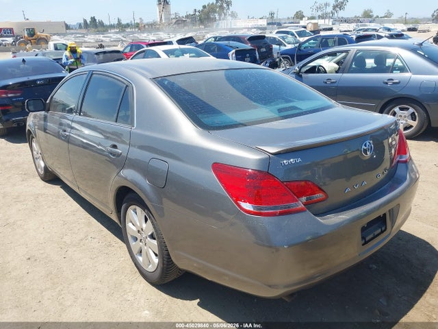 Toyota Avalon Xls