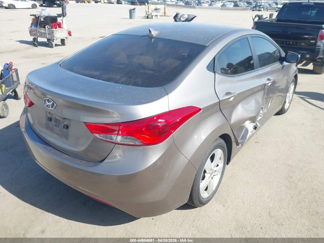 Hyundai ELANTRA Gls
