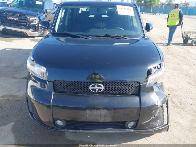 Scion xB