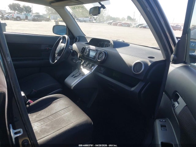Scion xB
