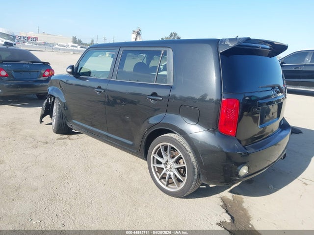Scion xB