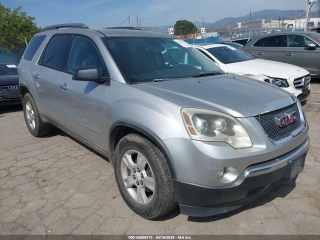 Salvage GMC Acadia Image