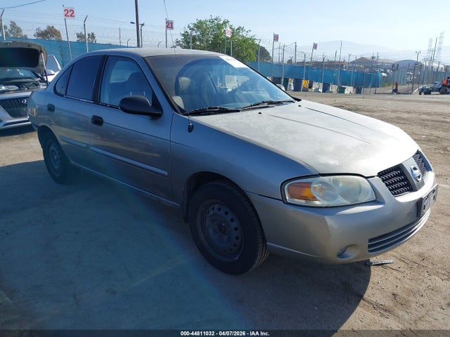 Salvage Nissan Sentra Image