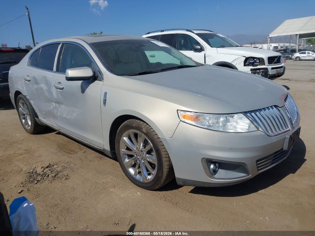 Salvage Lincoln MKS Image