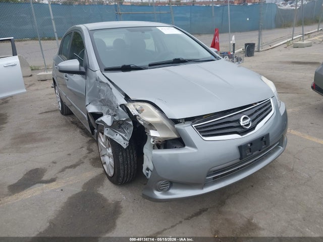 Salvage Nissan Sentra Image