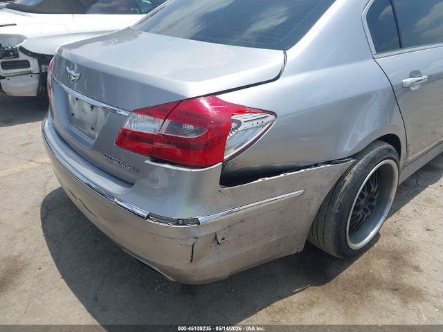 Hyundai Genesis 4.6