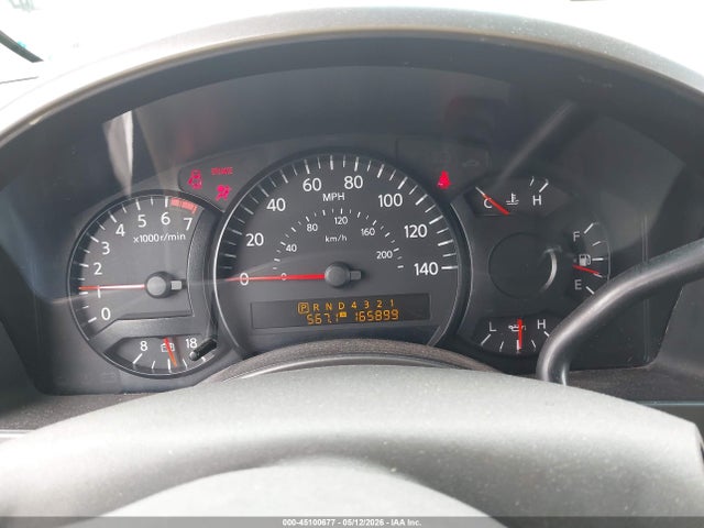 Nissan Titan Se
