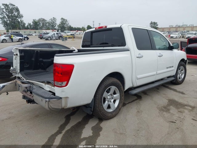 Nissan Titan Se