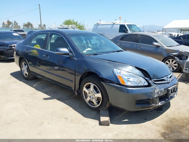 Salvage Honda Accord Image