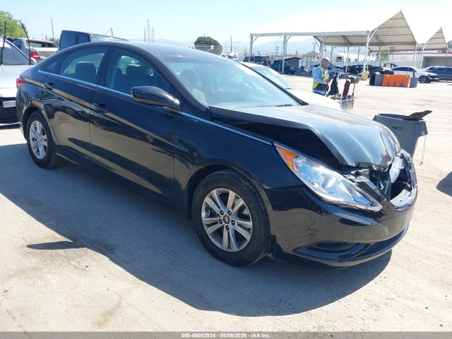 Salvage Hyundai SONATA Image