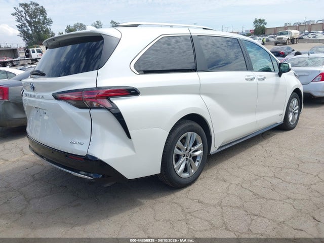Toyota Sienna Limited