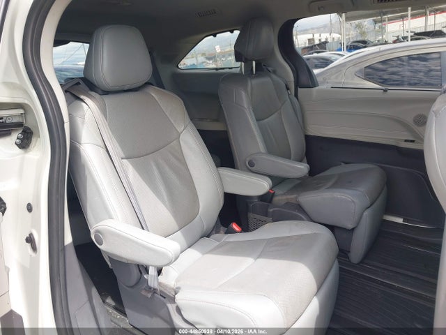 Toyota Sienna Limited