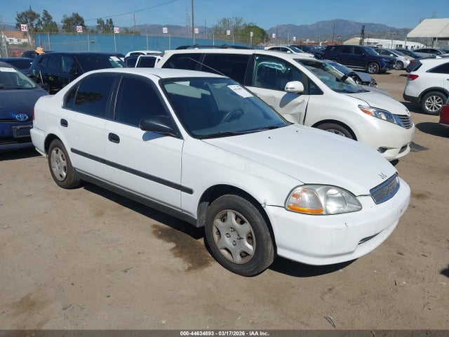 Salvage Honda Civic Image