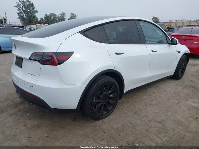 Tesla Model Y Long Range Dual Motor All-wheel Drive