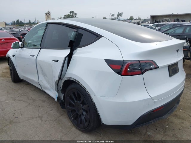 Tesla Model Y Long Range Dual Motor All-wheel Drive
