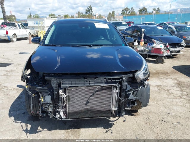 Kia Niro Lxs