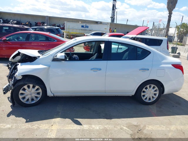 Nissan Versa 1.6 Sv