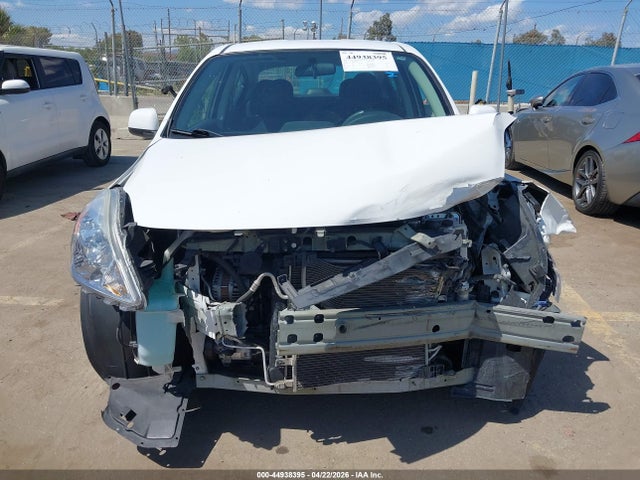 Nissan Versa 1.6 Sv