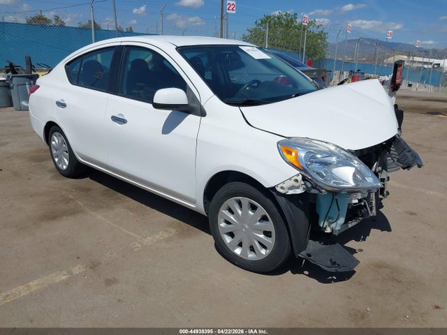 Salvage Nissan Versa Image