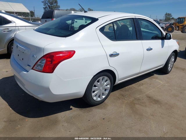 Nissan Versa 1.6 Sv