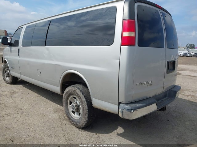 GMC Savana Standard