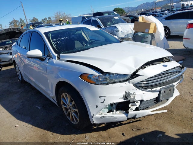 Salvage Ford Fusion Image