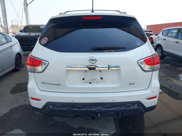 Nissan Pathfinder Sv
