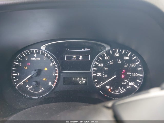 Nissan Pathfinder Sv